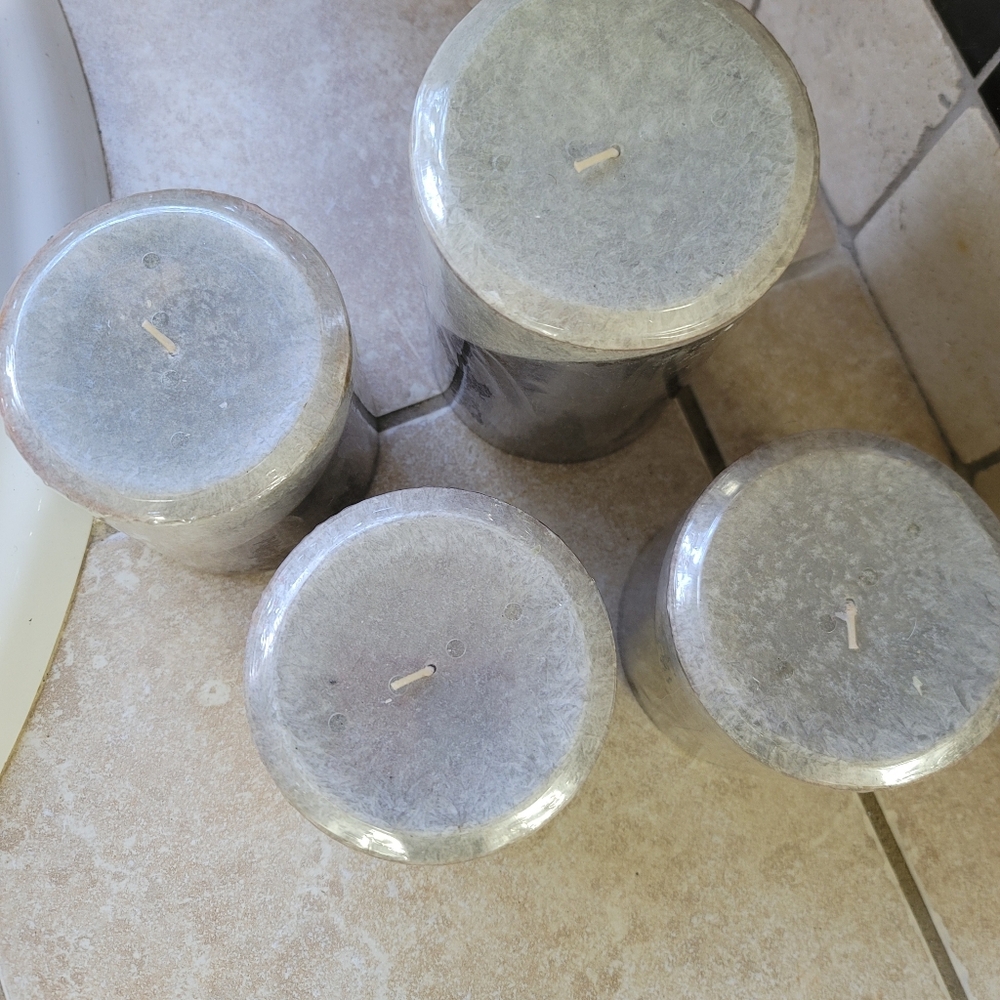 Pier 1 SET Of 4 Gray & Black Swirl Candles Set 4 In Diameter, 6in & 4in Tall - Picture 4 of 4